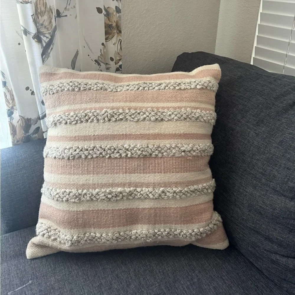Magnolia Home by Joanna Gaines Loloi 22